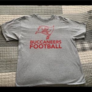 Men’s XL Grey Tampa Bay Buccaneers T-Shirt